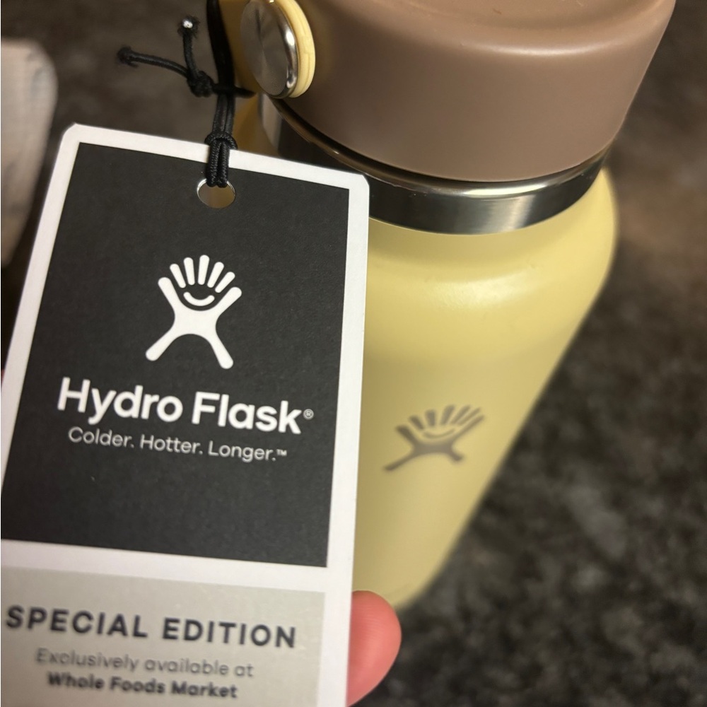 Hydro Flask Special Edition Whole Foods 32oz Wide Mouth with Flex Cap Beech